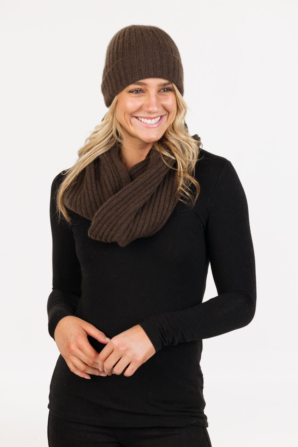 Ribbed Beanie – Native World